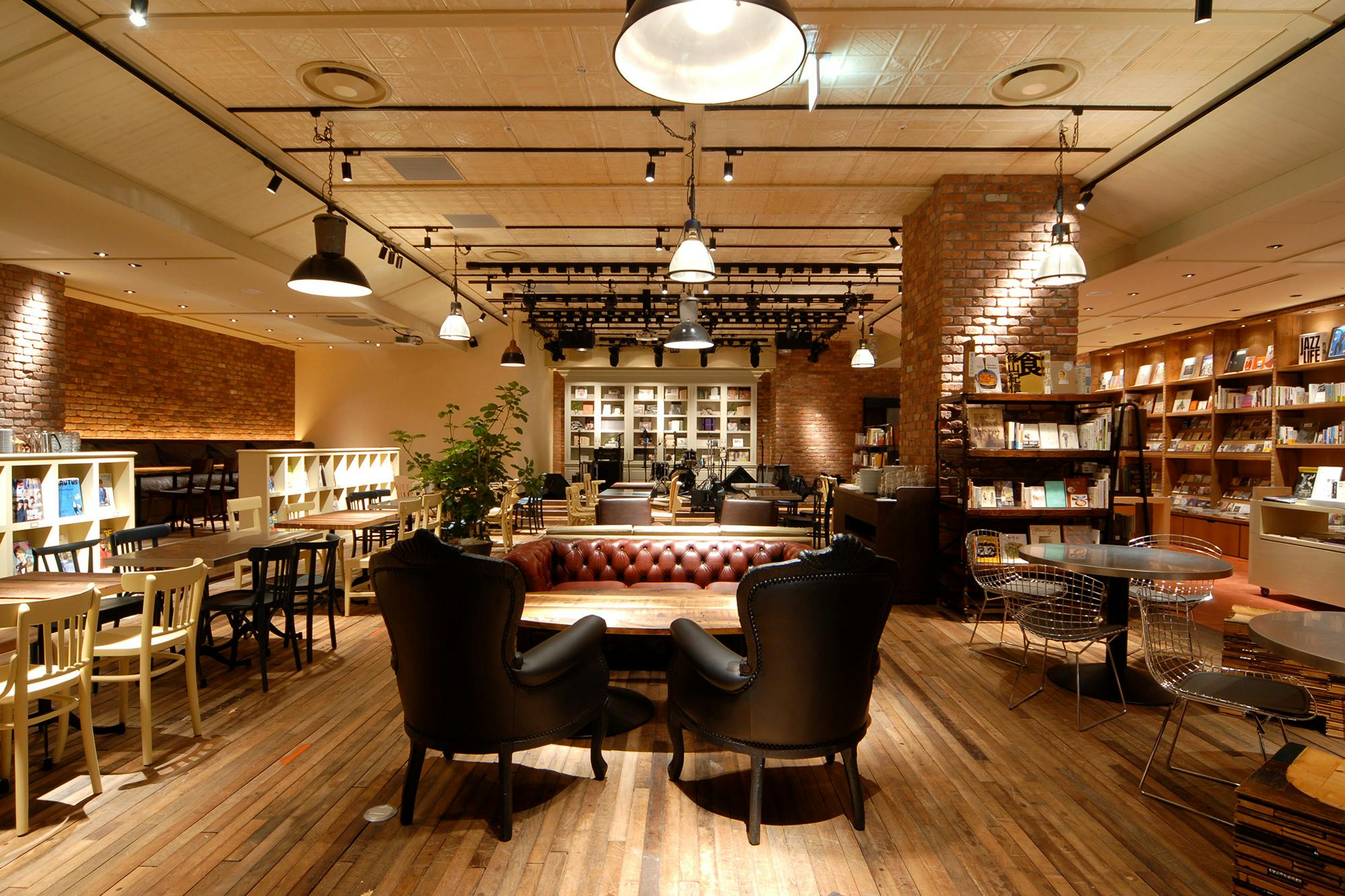 新宿バルト9 東京 新宿 人気スポット 一休 Com