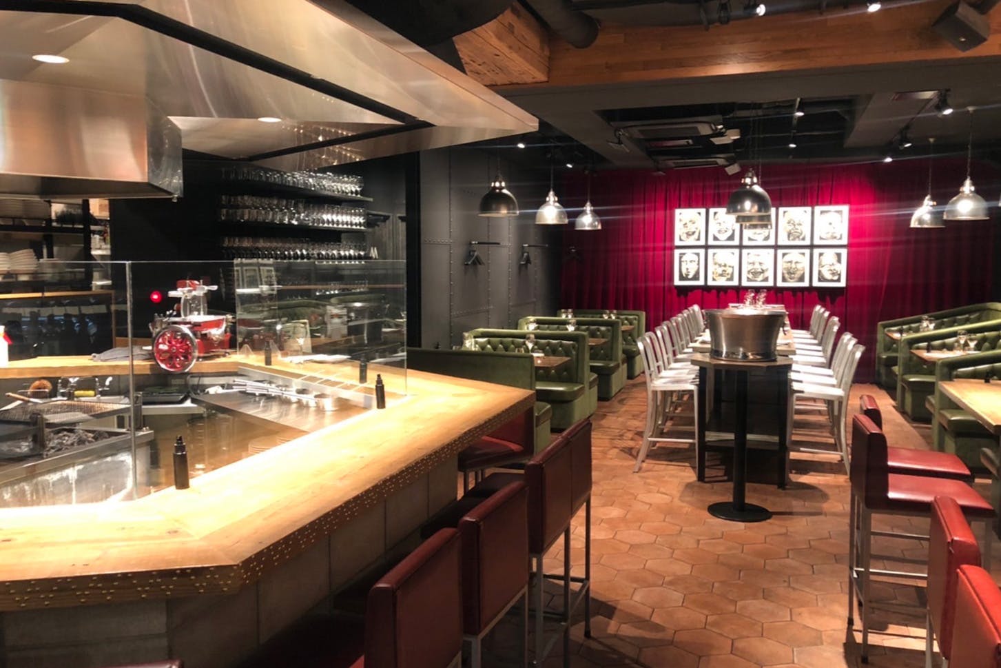 W aoyama -The Cellar & Grill-