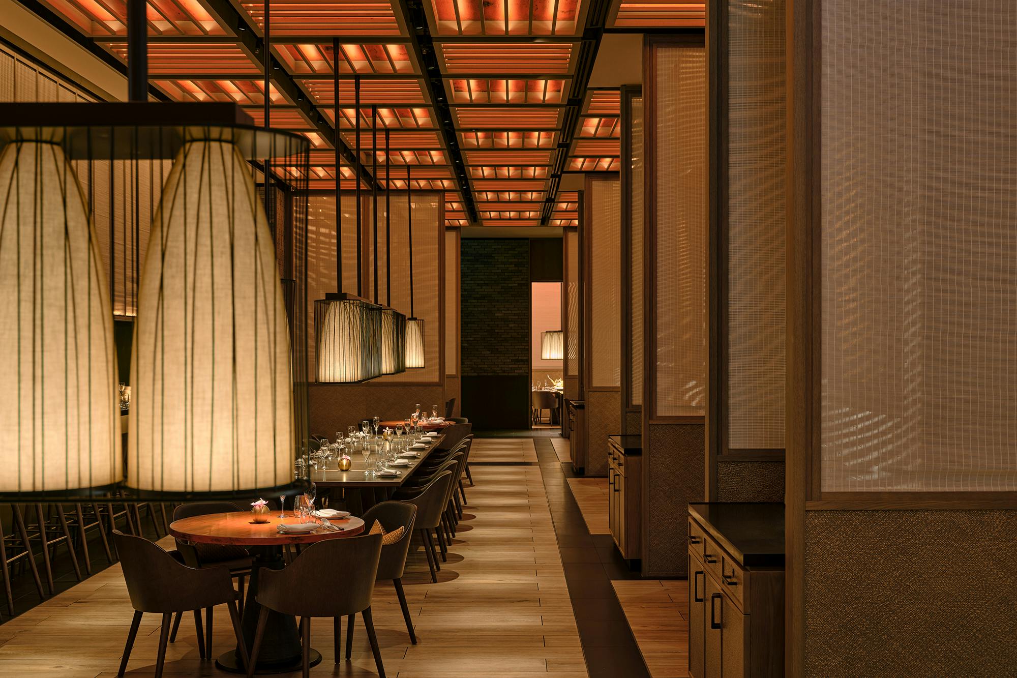 高級感漂う稀少価値、高級リース&オブジェ。ホテルレストランや玄関