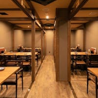 寅八商店 梅田店